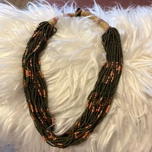 Loft beaded necklace. Green and coral.